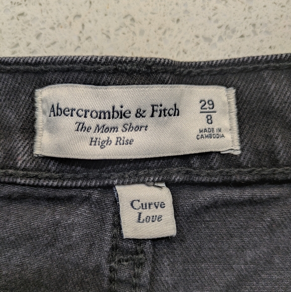 Abercrombie black high waisted shorts - Picture 3 of 3